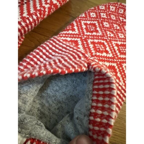 Bombas The Gripper Slipper Size Medium (US 9-11.5) Red Used With Package - Picture 6 of 6